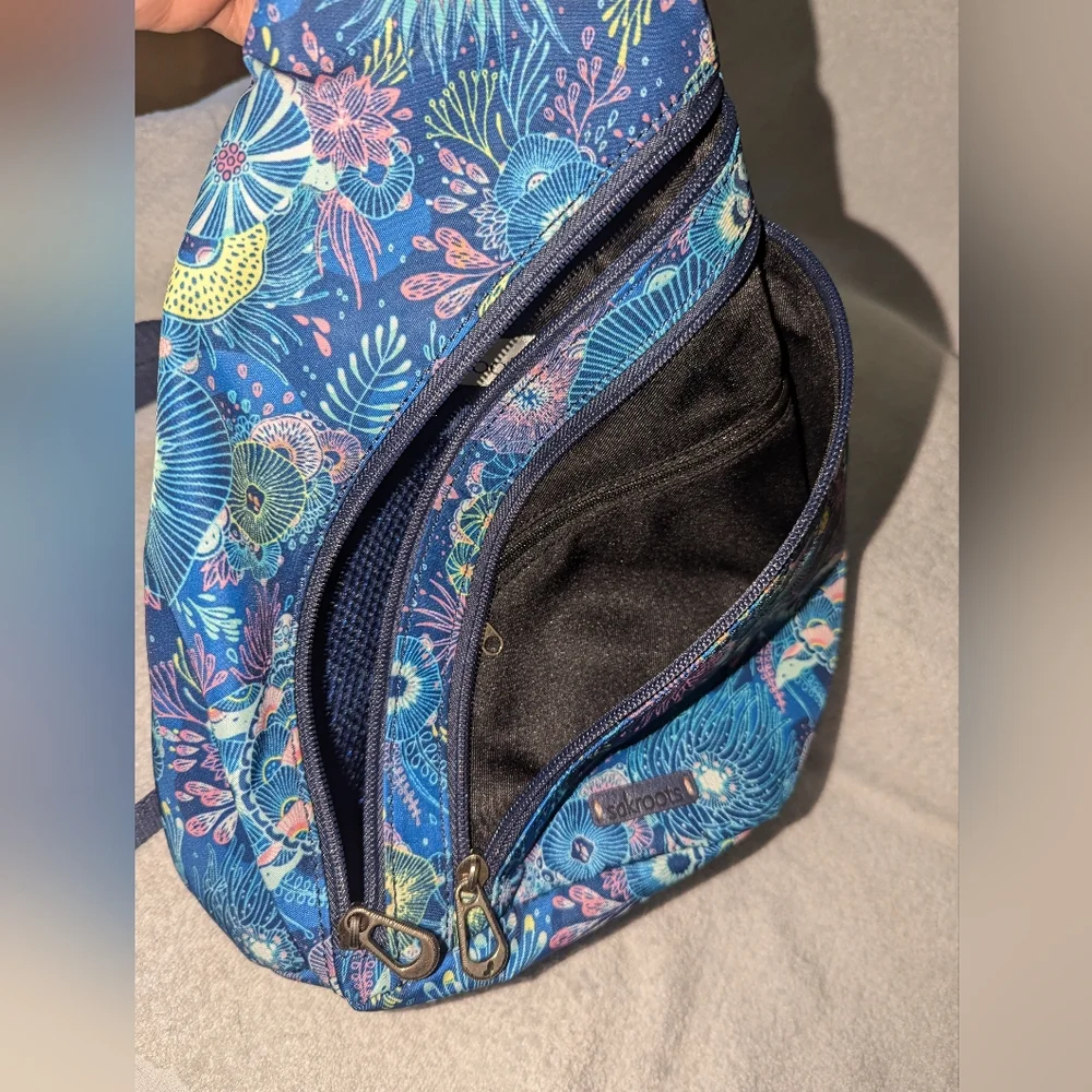 Sakroots stylish durable